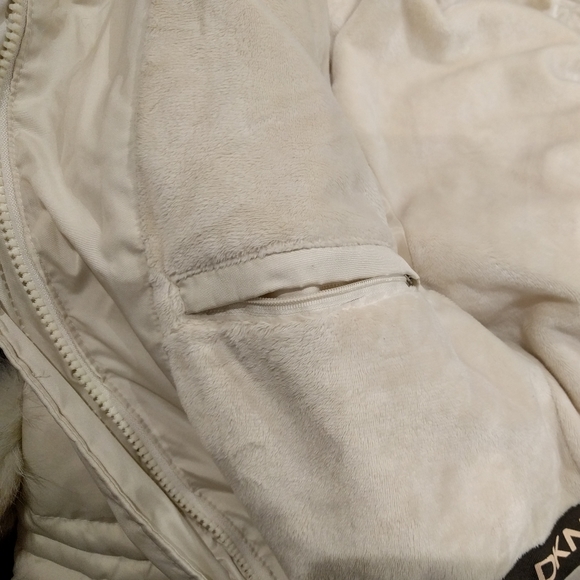 DKNY puffer coat - Picture 5 of 11